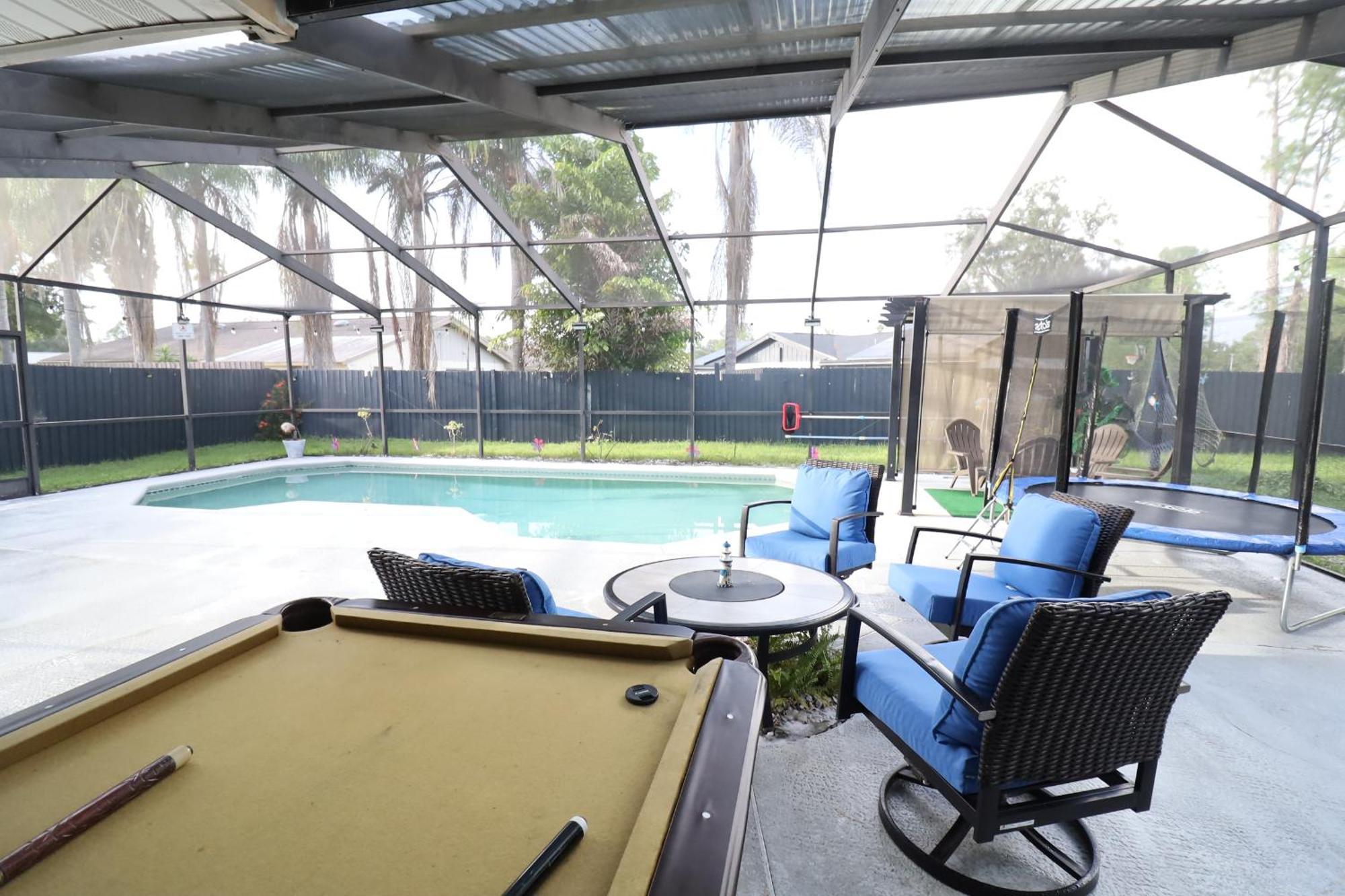 Boho Oasis With Pool- Paradise For Work & Fun Τάμπα Εξωτερικό φωτογραφία