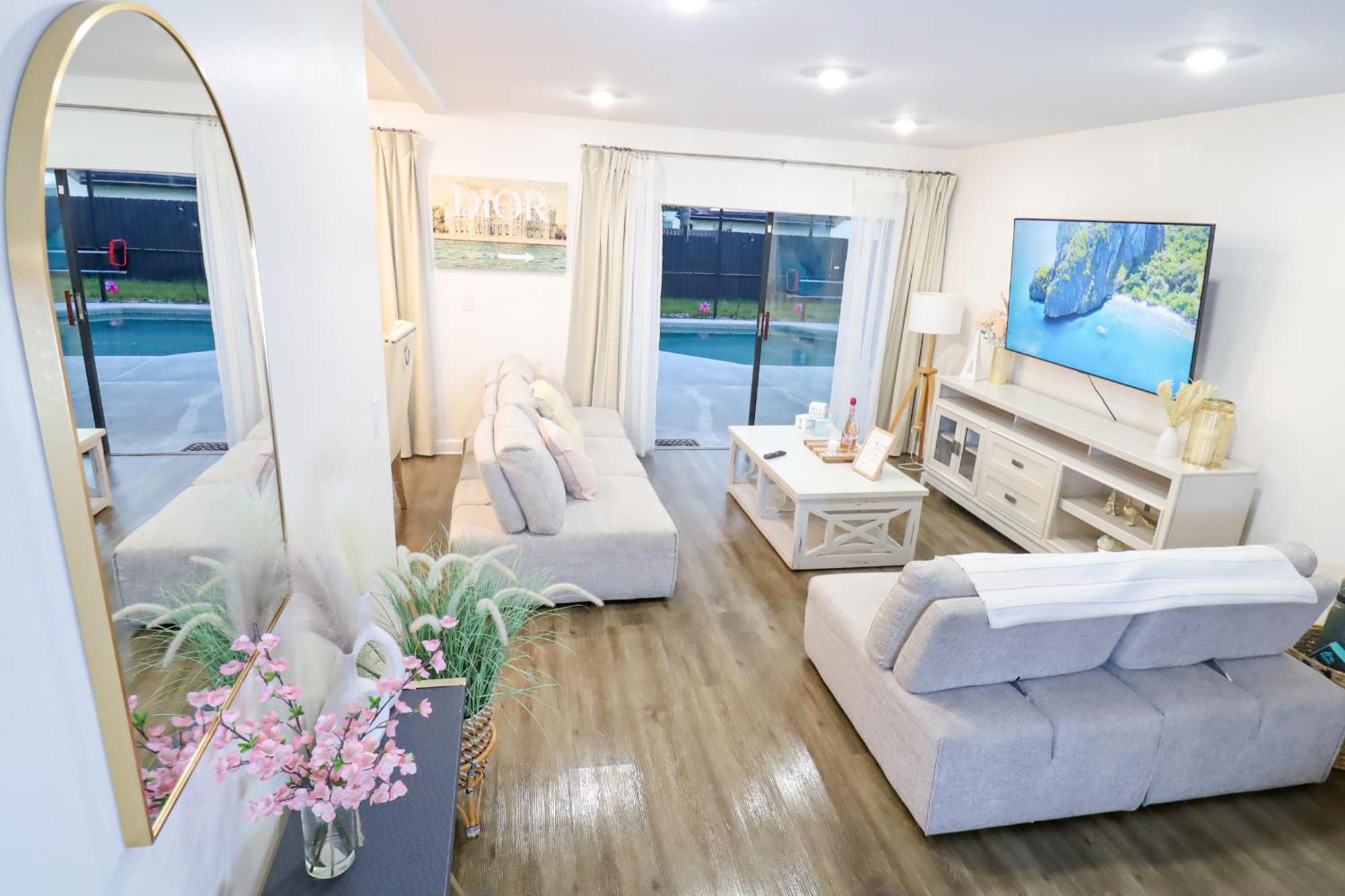 Boho Oasis With Pool- Paradise For Work & Fun Τάμπα Εξωτερικό φωτογραφία